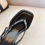 Women's Black Studded Thong Slippers, Soft Sole Casual Minimalist High Heel Flip Flops, 2026 New, Outdoor Summer Wear