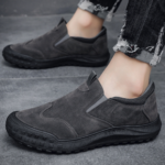 Men's Slip-On Casual Safety Shoes, Low-cut, Waterproof, Anti-slip Wear-resistant Outdoor Work Shoes