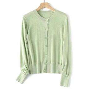 Women's Buckle Round Neck Long Sleeve Soft Knitted