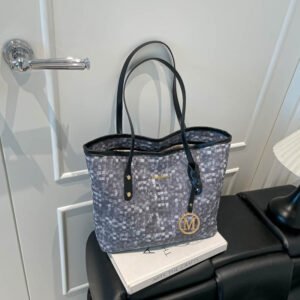 Womens Large Commuter Shoulder Bag