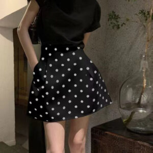 Short High-waisted Umbrella Skirt With Bud-shaped Design