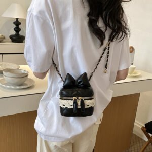 Diamond-patterned Chain Cute Bow Lace Bag
